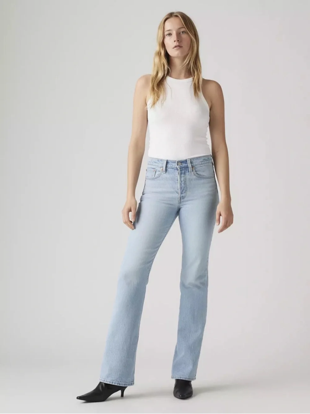 LEVI's Wedgie Bootcut Jean 27 LIKE NEW - Picture 4 of 13